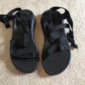 Women’s size 9 chacos